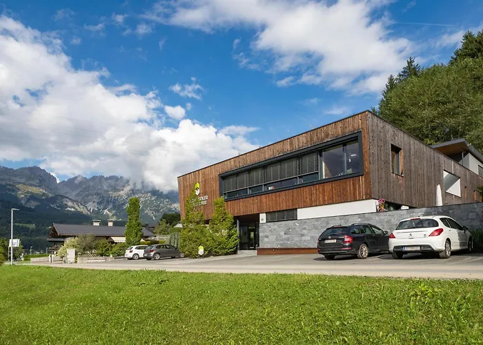 Alpensuiten Lejlighed *